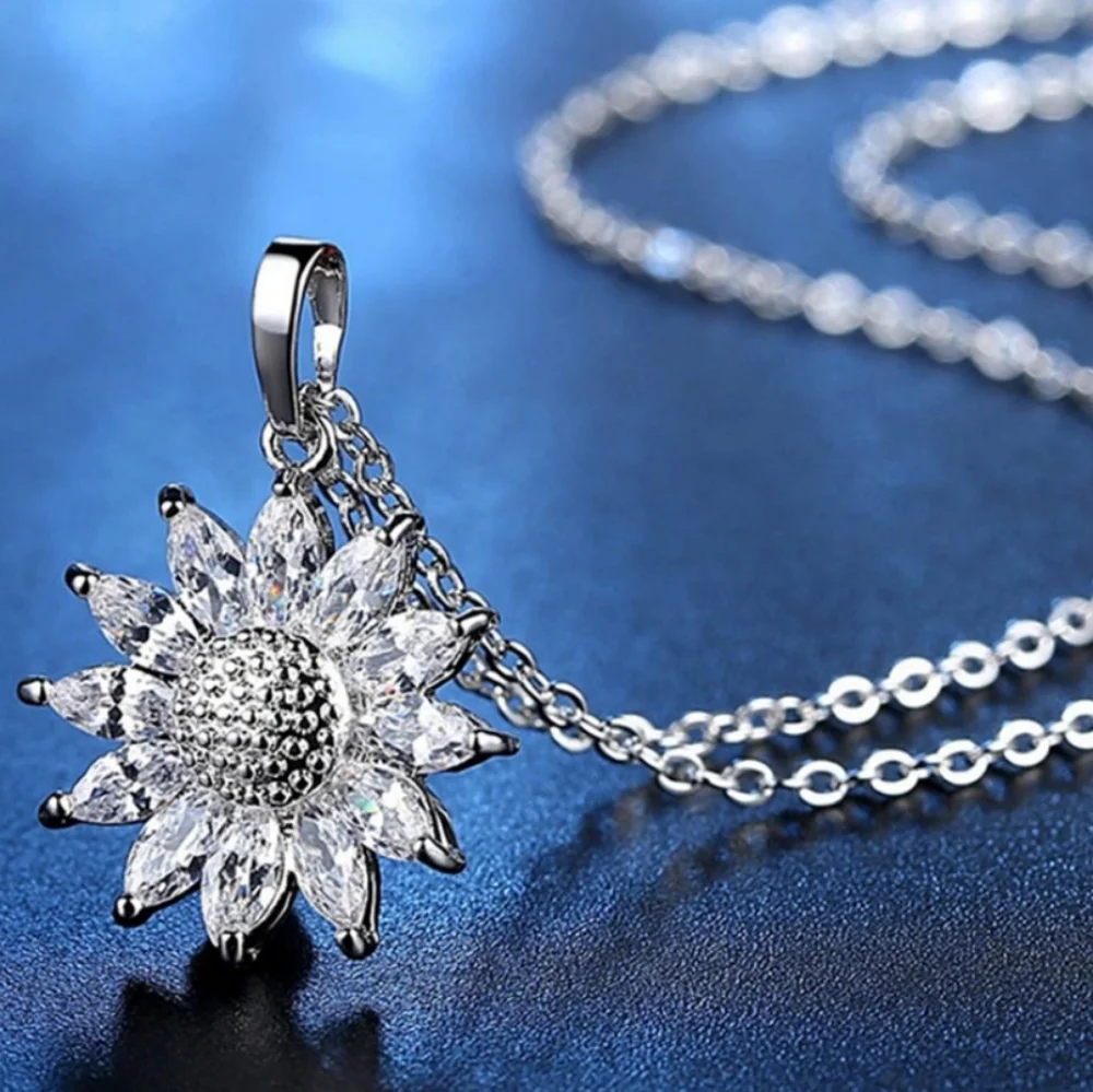 Dainty Sunflower Pendant Necklace Silver Tone